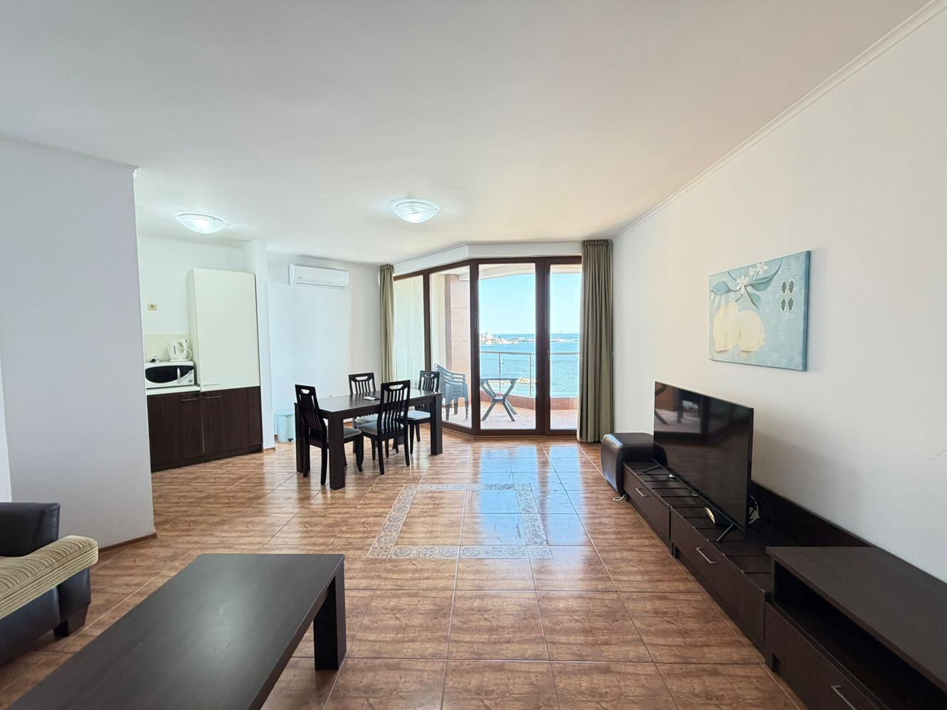 Three-room Apartment with Direct Sea Views on the First Line in Nessebar