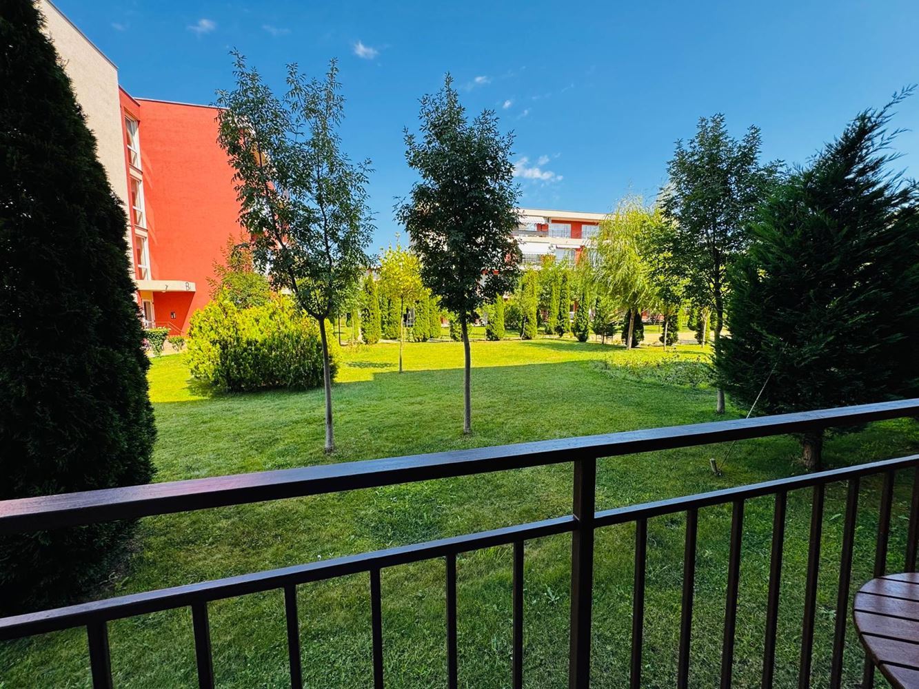 Cozy Three-room Apartment on the Ground Floor in Sunny Beach – Excellent Investment Near the Aquapark and the Sea