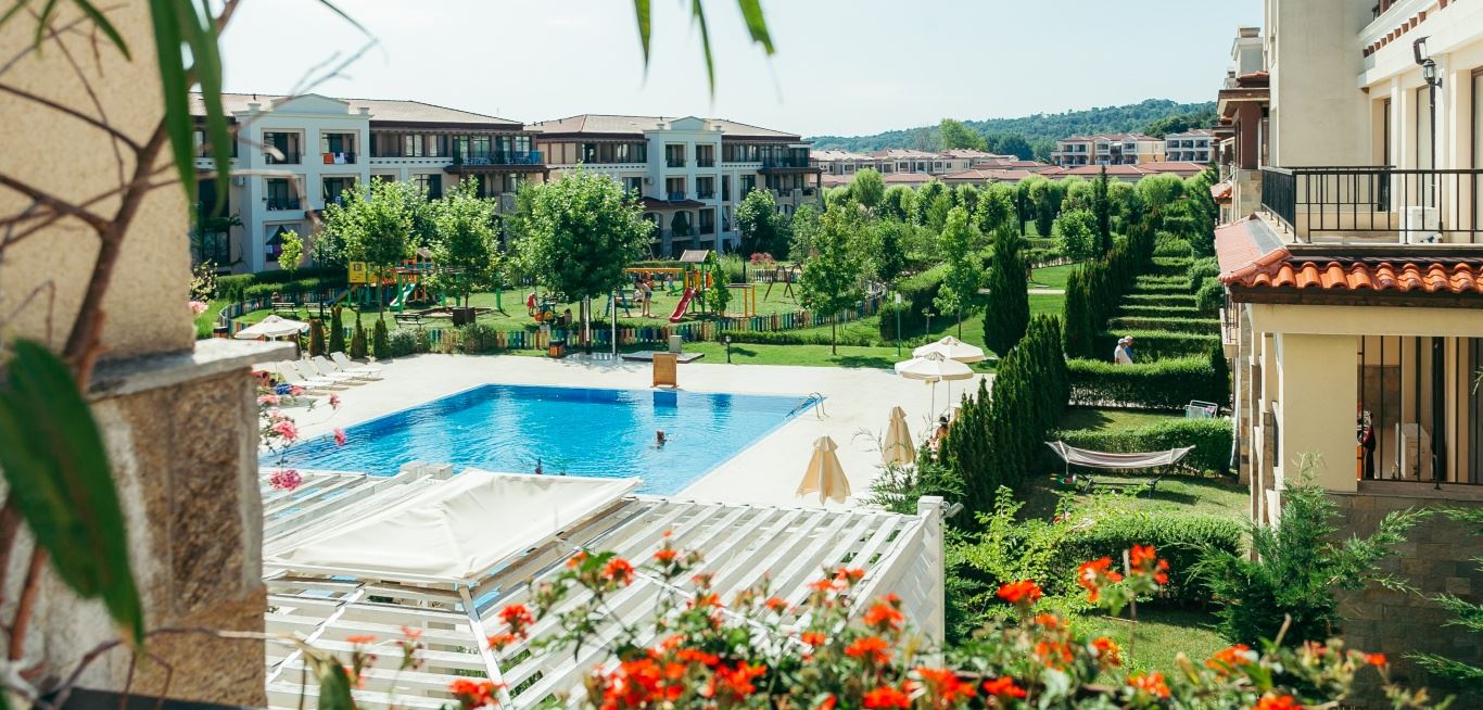 One-Bedroom Apartment with Partial Sea View in a Luxury Complex with Private Infrastructure in Sozopol