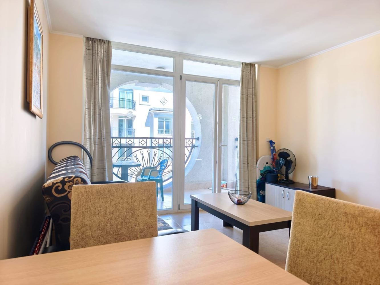 Luxury One-Bedroom Apartment on the First Sea Line in Pomorie – Surrounded by Greenery and Water Attractions
