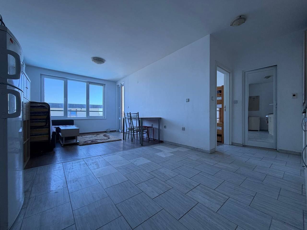One-Bedroom Apartment on the First Sea Line in Pomorie – Panoramic Views of the Sea and Swimming Pool