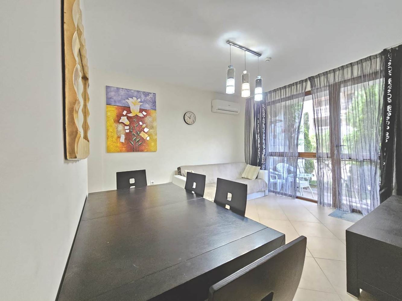Three-room ground-floor apartment with direct access to the pool in a luxury complex in Sunny Beach