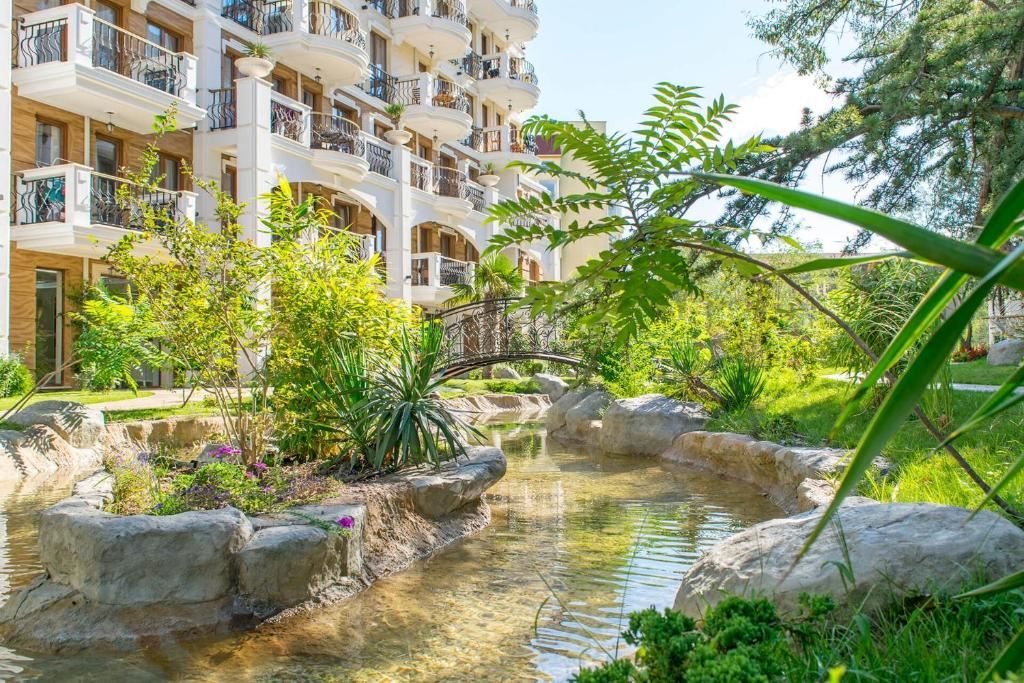 Attractive One-Bedroom Apartment Surrounded by Greenery in a Club Complex in Sunny Beach