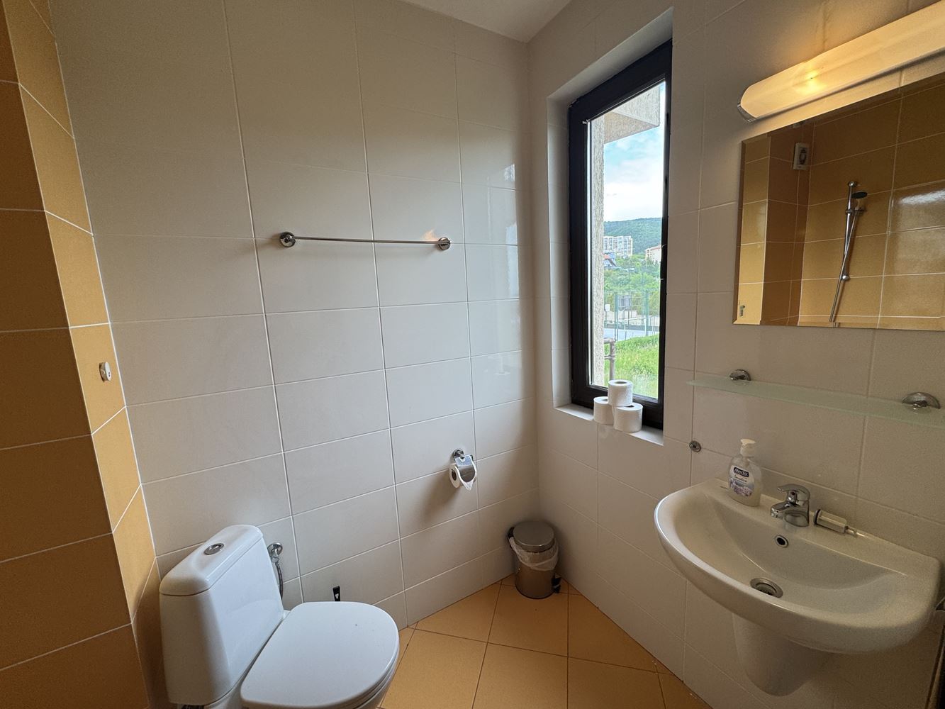 Compact studio with panoramic mountain view in Sveti Vlas – comfort, nature, and excellent infrastructure