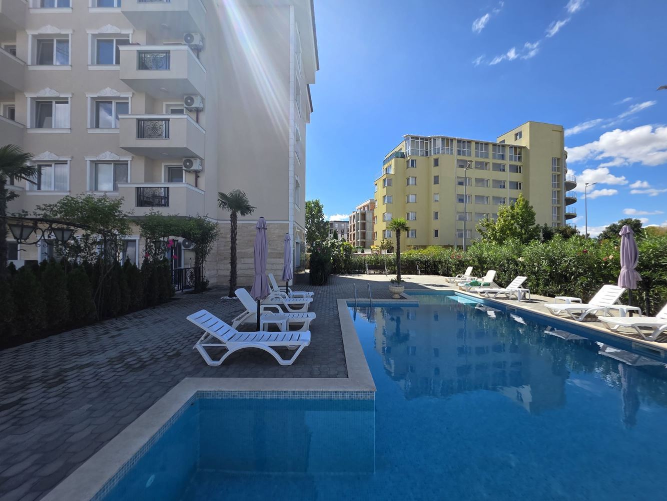 Luxury Three-room Apartment in a Well-Maintained Complex in Sunny Beach
