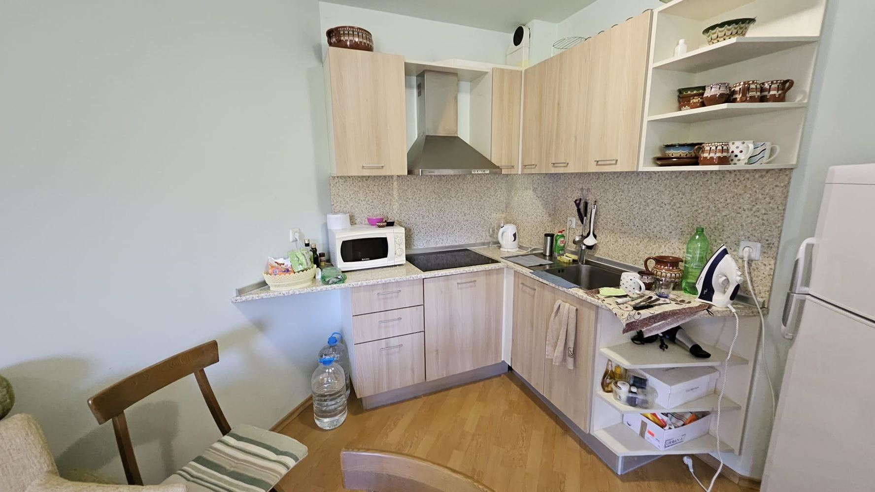 Sea panorama and comfort just 100 meters from the beach! Furnished one-bedroom apartment in a complex in Byala