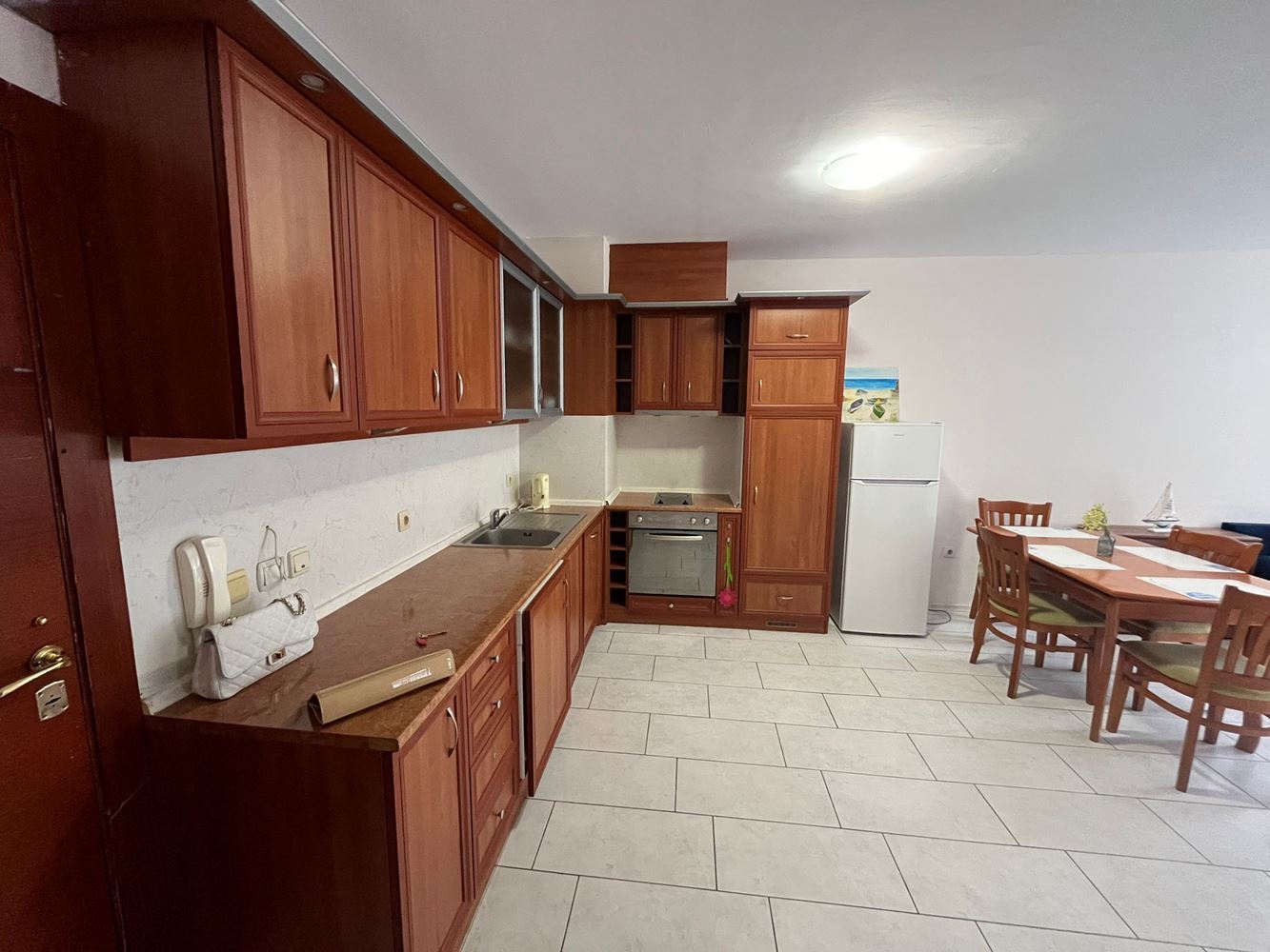 Excellent one-bedroom apartment in the heart of Nessebar with a large terrace and beautiful view