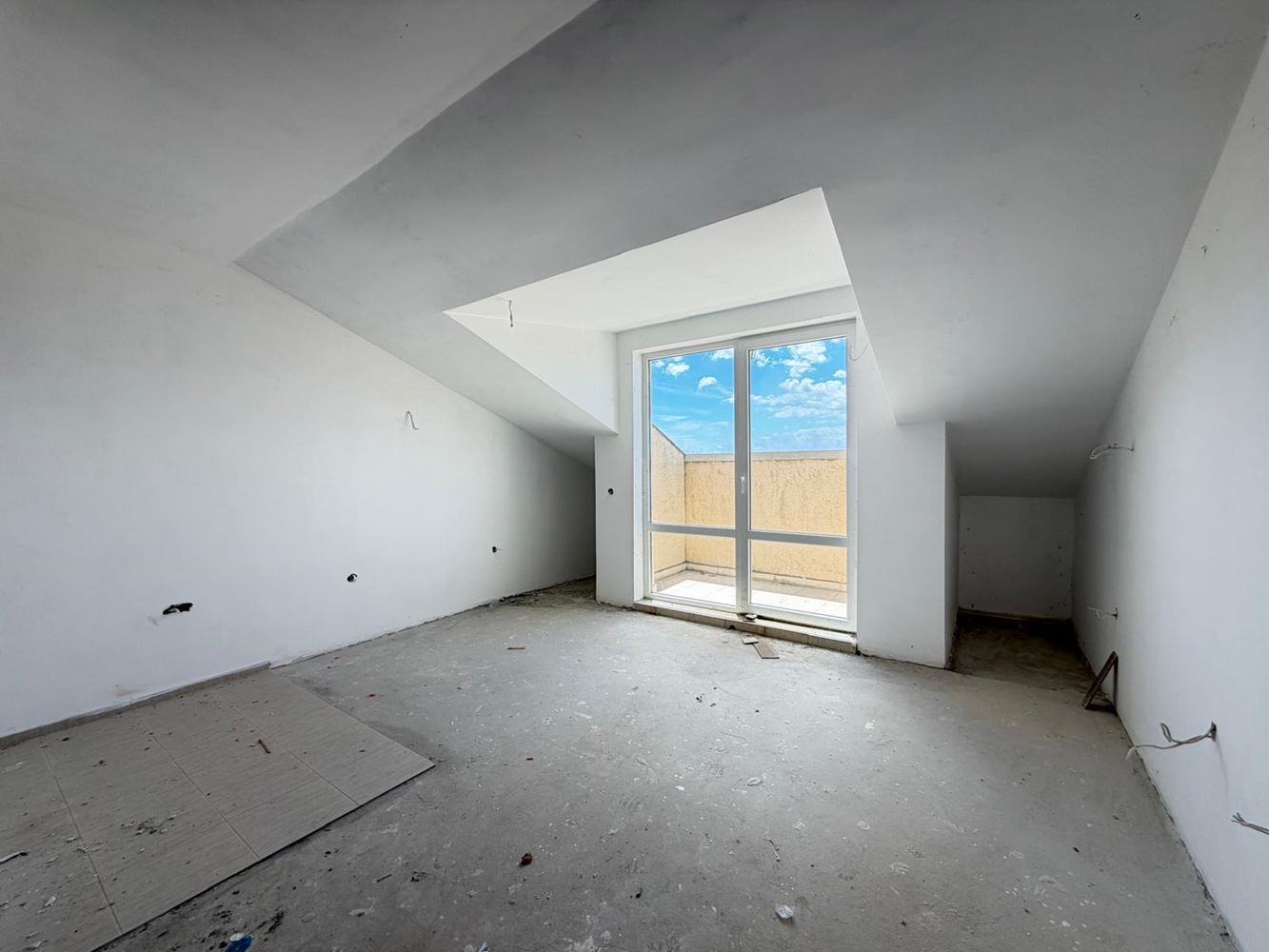 New One-Bedroom Apartment without Maintenance Fee in a Peaceful Area Near Sunny Beach