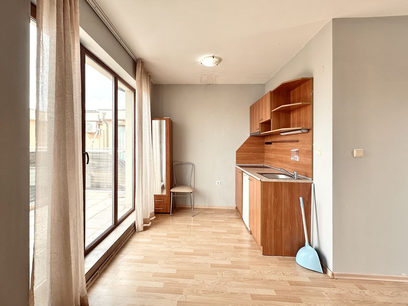 Spacious Studio with Impressive Panoramic Terrace in Sunny Beach