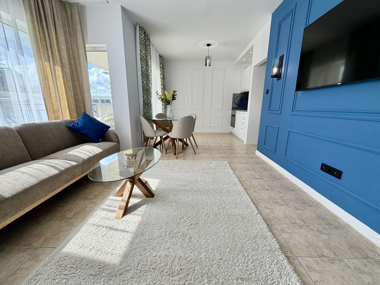 Stylish and Modernly Furnished One-Bedroom Apartment with Pool View in Sveti Vlas