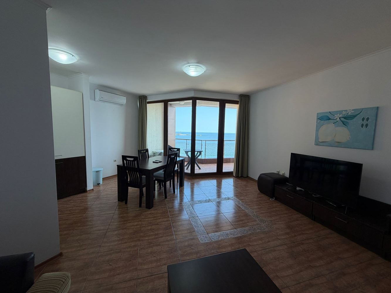 Three-room Apartment with Direct Sea Views on the First Line in Nessebar