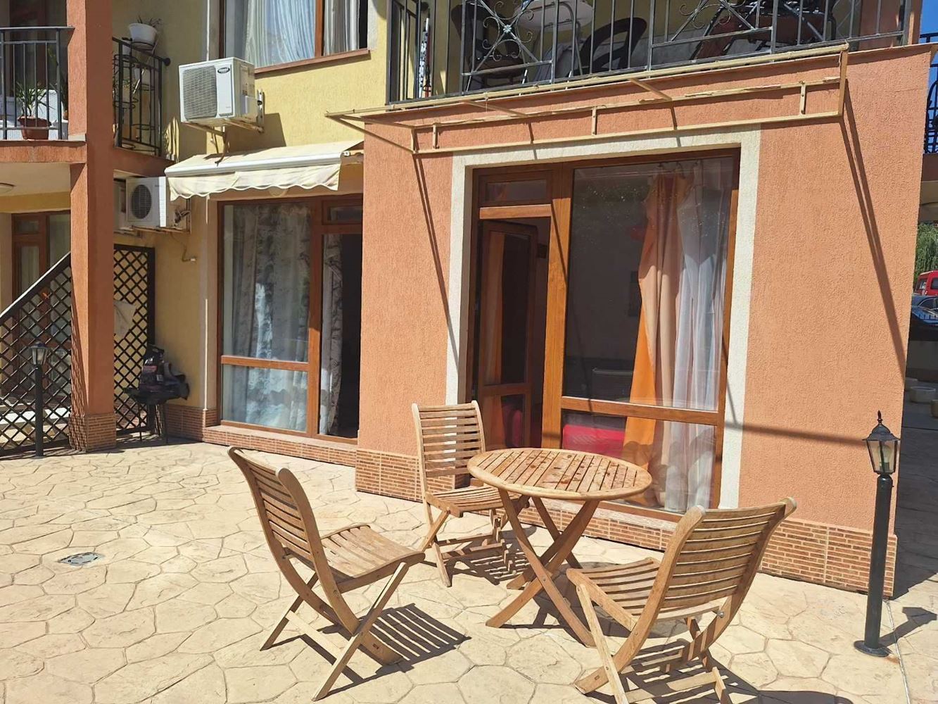 Cozy Ground-Floor One-Bedroom Apartment 300 Meters from the Sea in Sveti Vlas