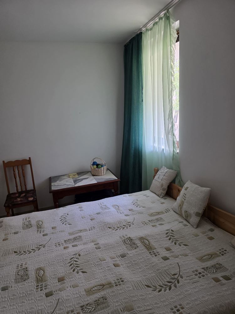 Two-Bedroom Ground Floor Apartment in Sveti Vlas – Comfort, Light, and Close Proximity to the Sea