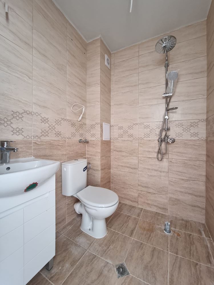 One-bedroom apartment in Sveti Vlas with no maintenance fee – comfort and tranquility 400 m from the sea