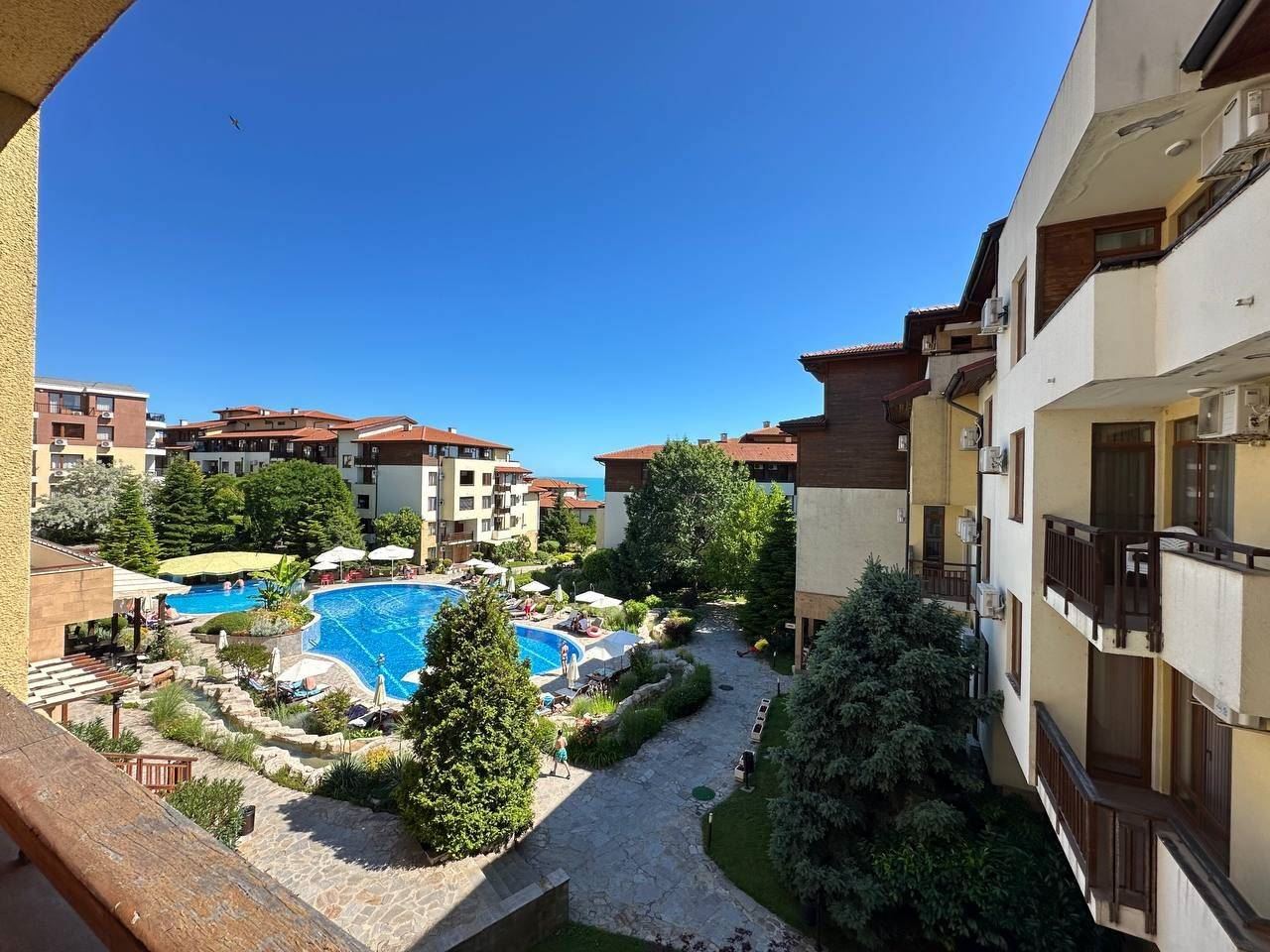Sveti Vlas – Fully Furnished Apartment on the First Line with Private Beach and Sea Atmosphere