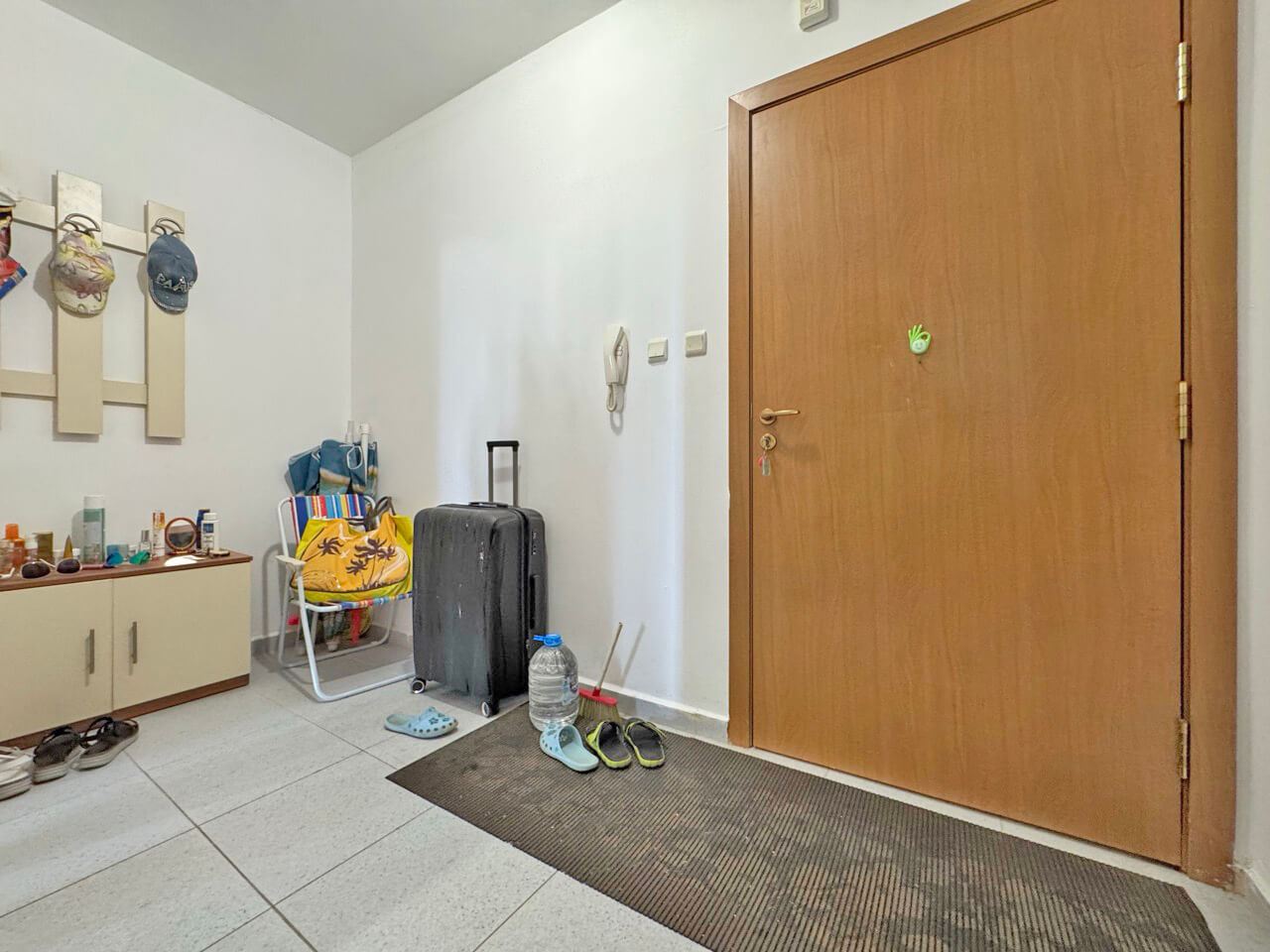Two-room apartment with pool view, 100 m from the beach in Sunny Beach