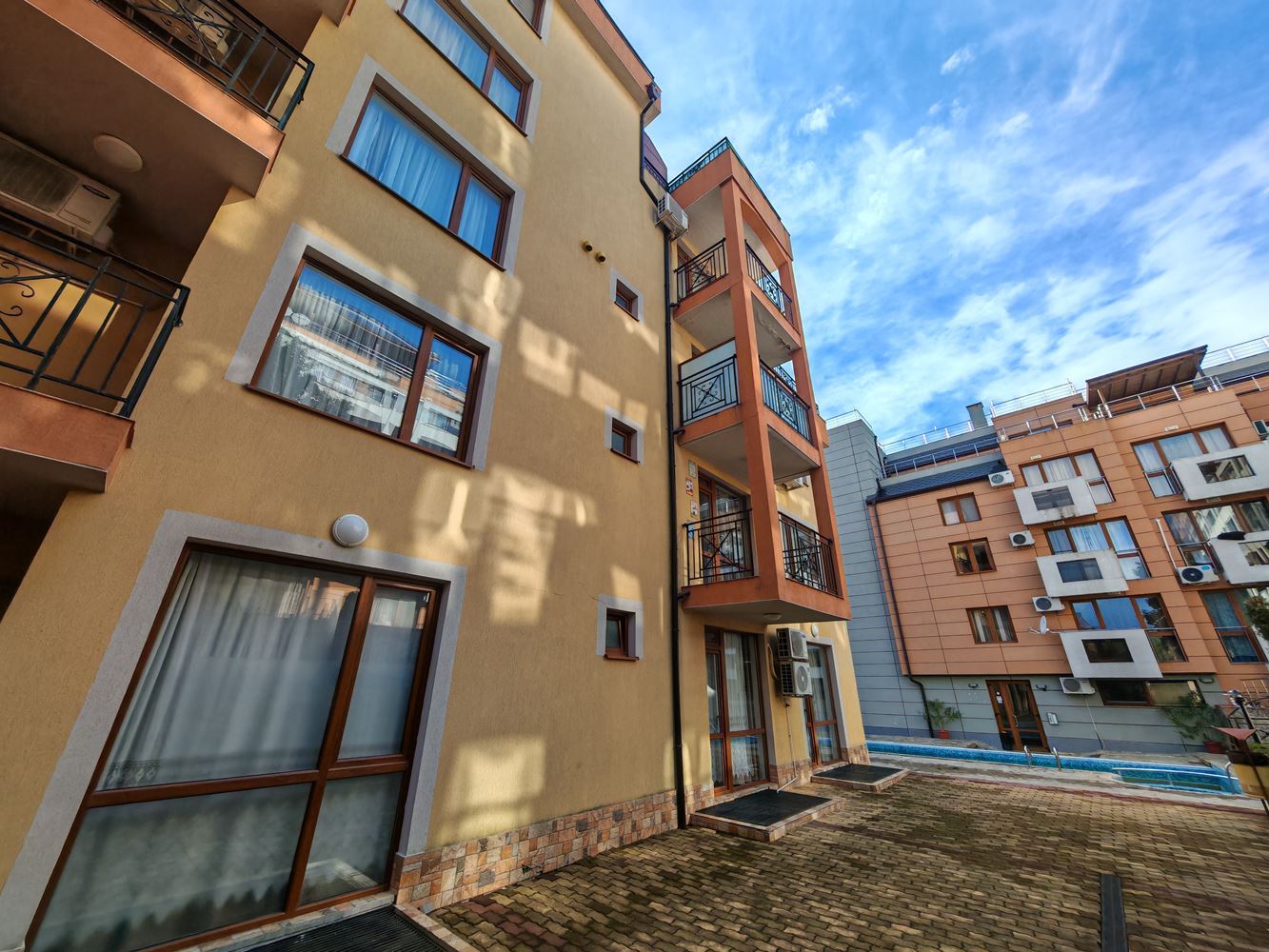 Two-Bedroom Apartment in Sveti Vlas with Excellent Amenities in a Gated Complex