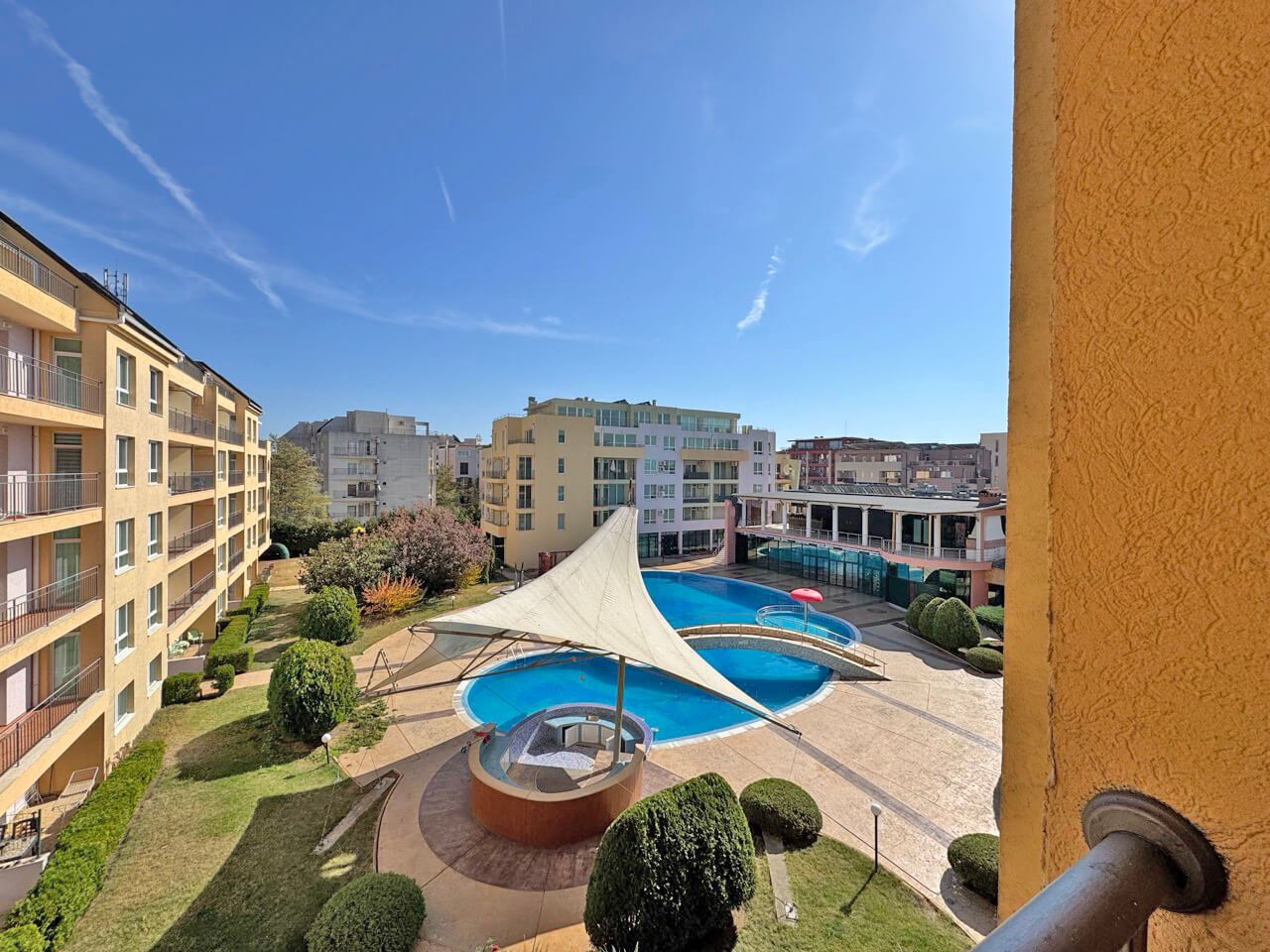 Furnished One-Bedroom Apartment with a Pleasant Pool View in Sunny Beach