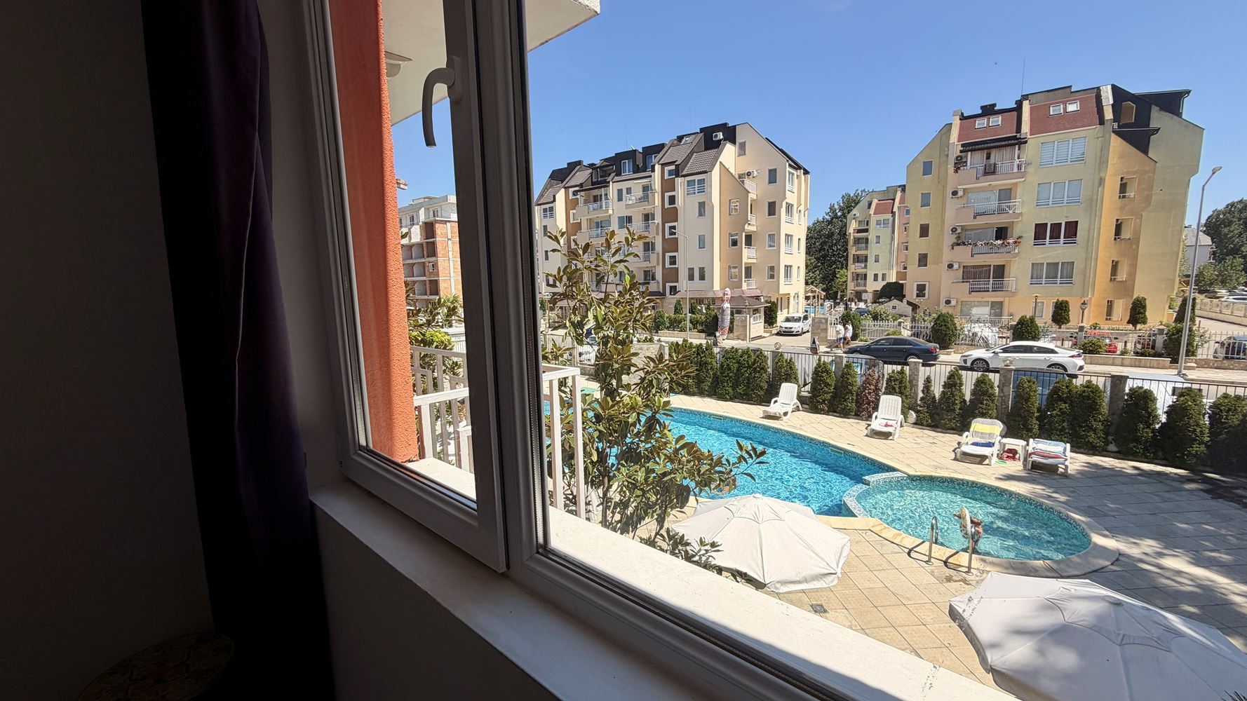 Cozy One-Bedroom Apartment with Pool View in a Quiet Area of Sunny Beach