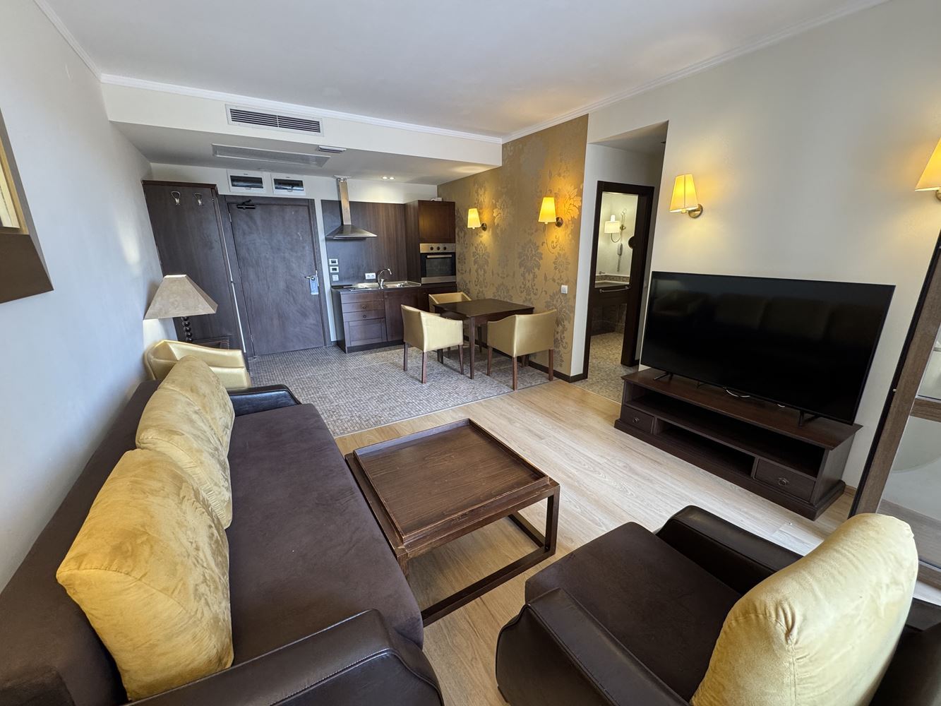 Spacious One-Bedroom Apartment with a Large Terrace, 50 Metres from the Beach in Sunny Beach
