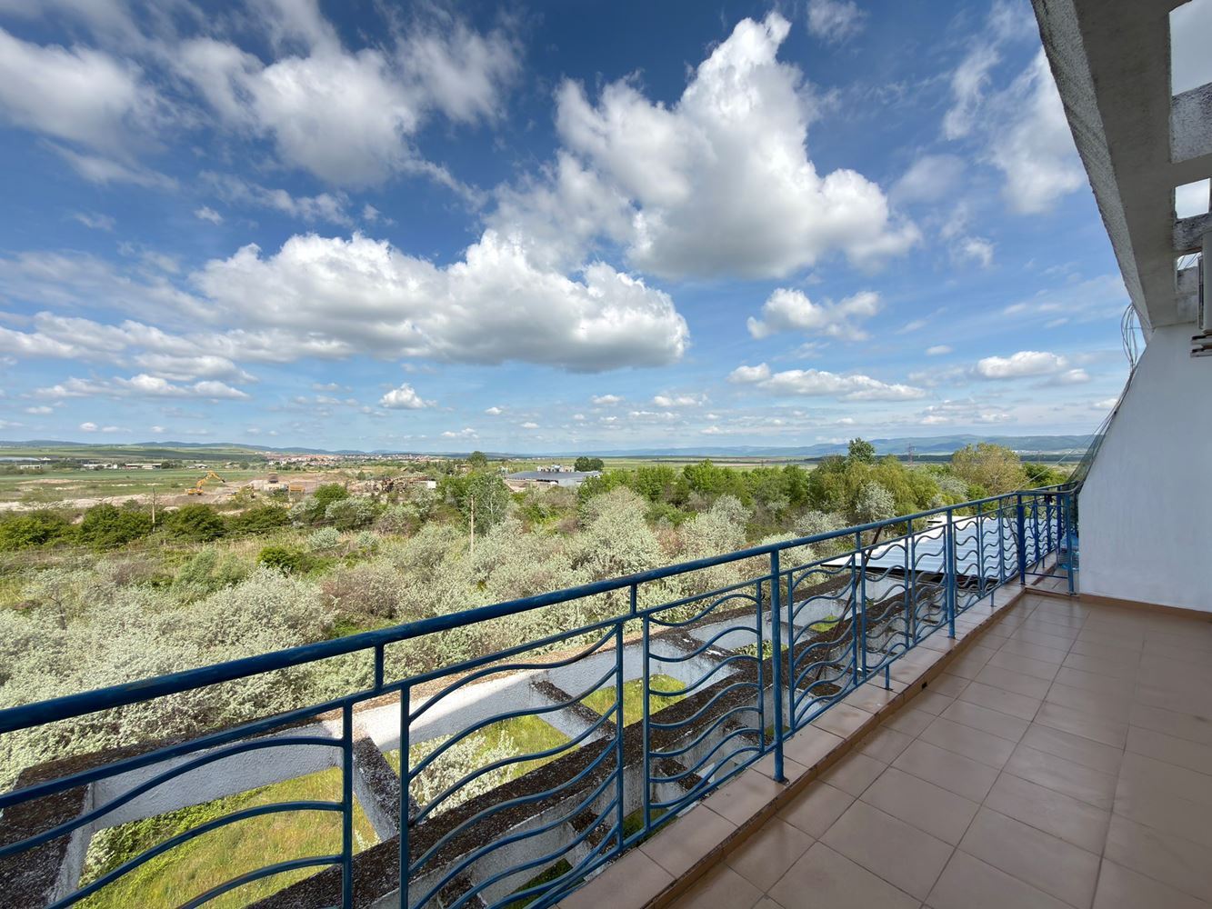 Spacious four-room duplex apartment with panoramic views – comfort and style in the heart of tranquility