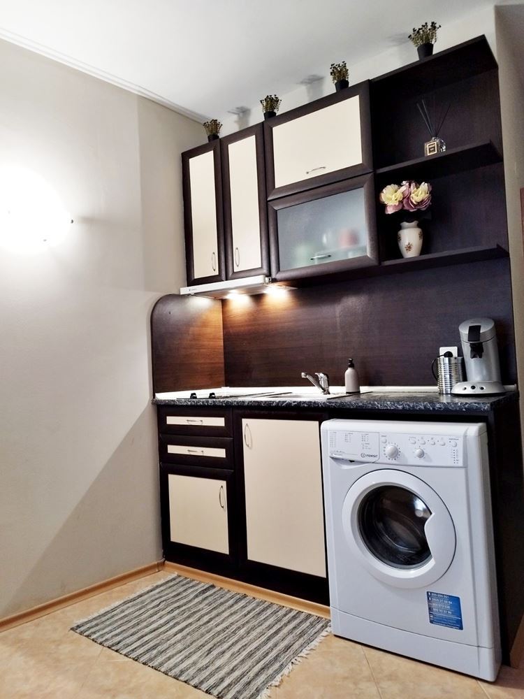 Ground-floor studio with no maintenance fee in Sunny Beach – excellent investment and year-round use