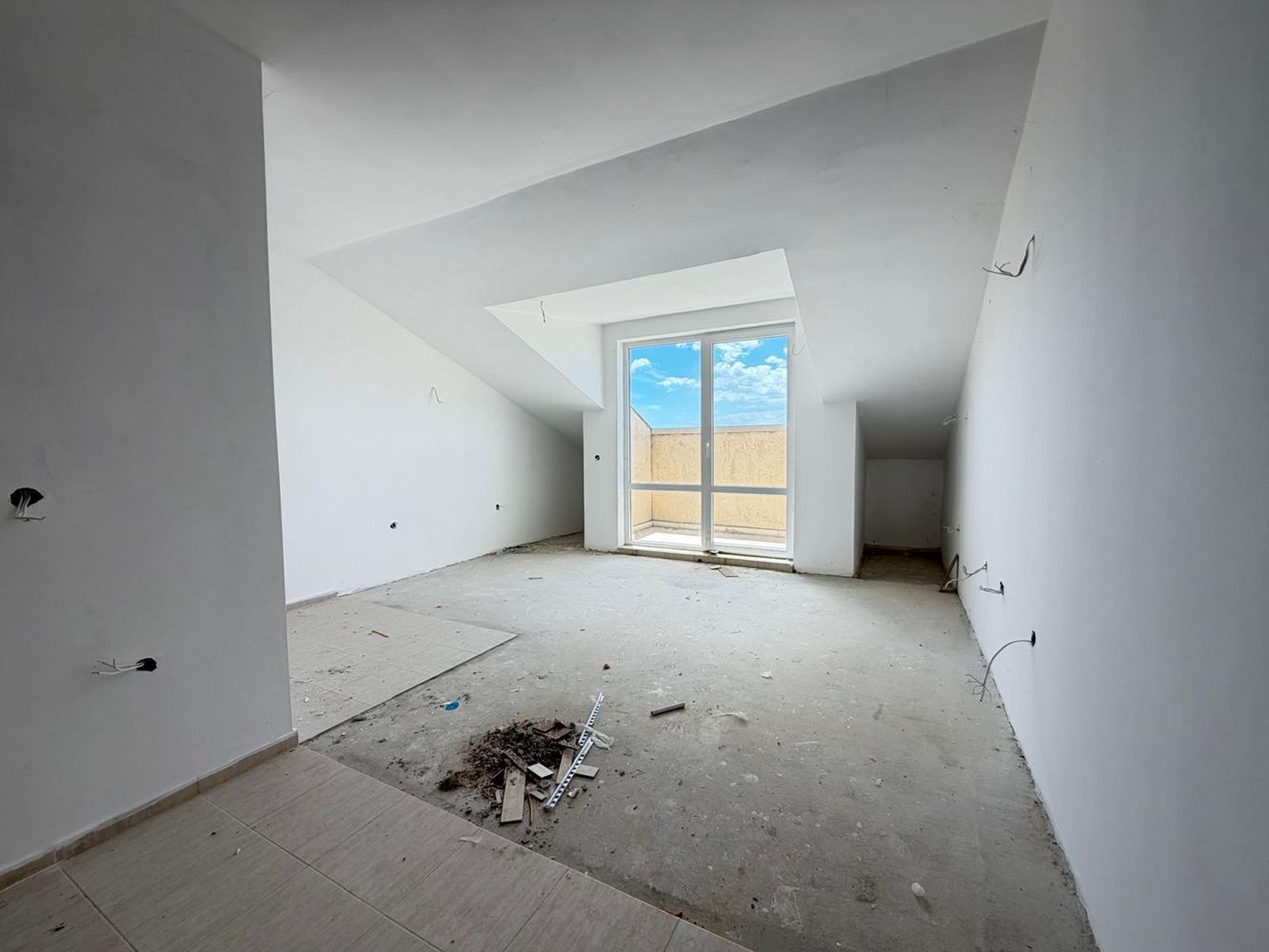 New One-Bedroom Apartment without Maintenance Fee in a Peaceful Area Near Sunny Beach