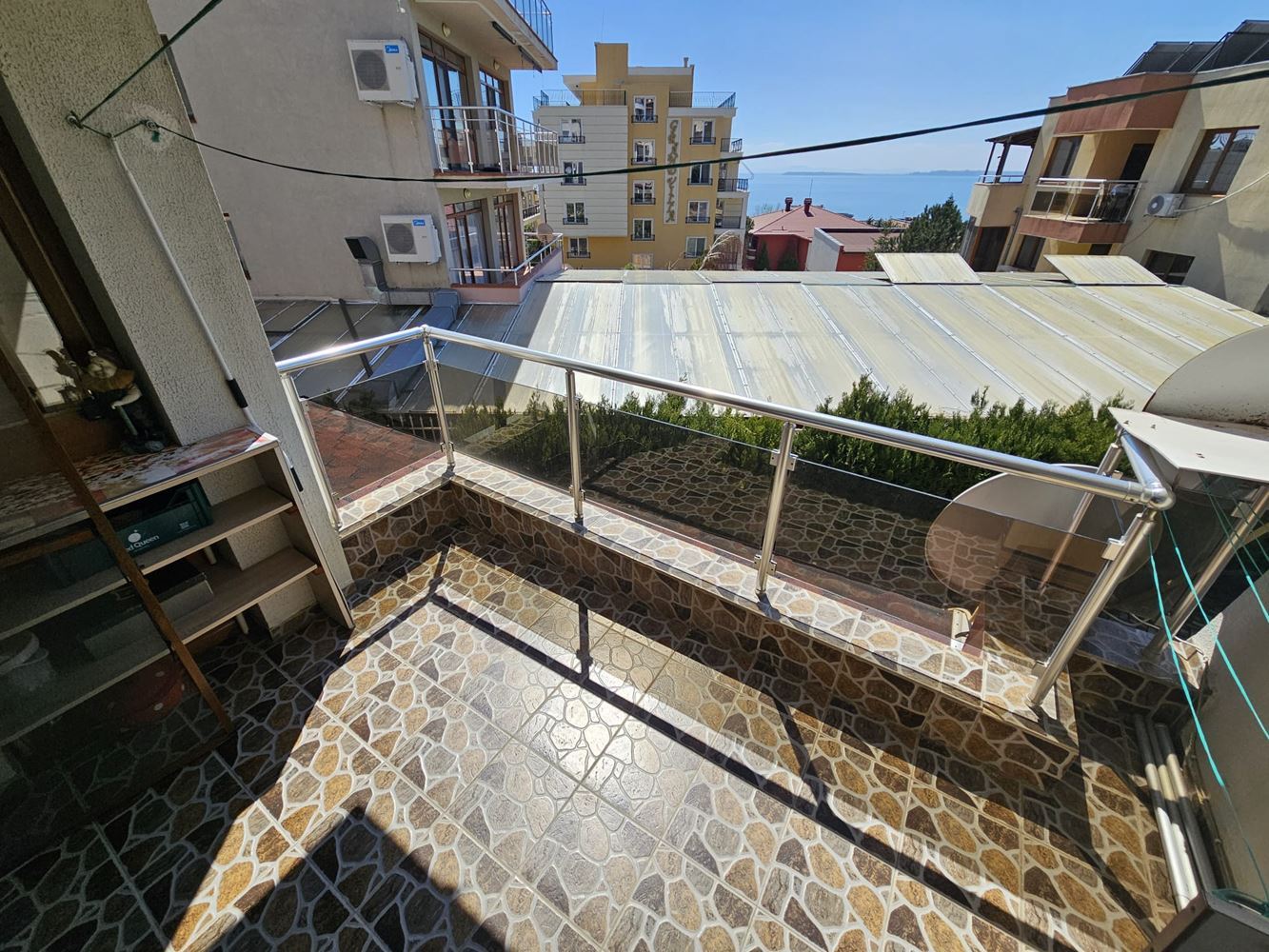 One-bedroom apartment with sea view in Sveti Vlas – prestige, comfort and location 100 m from the beach. With a parking space in the complex