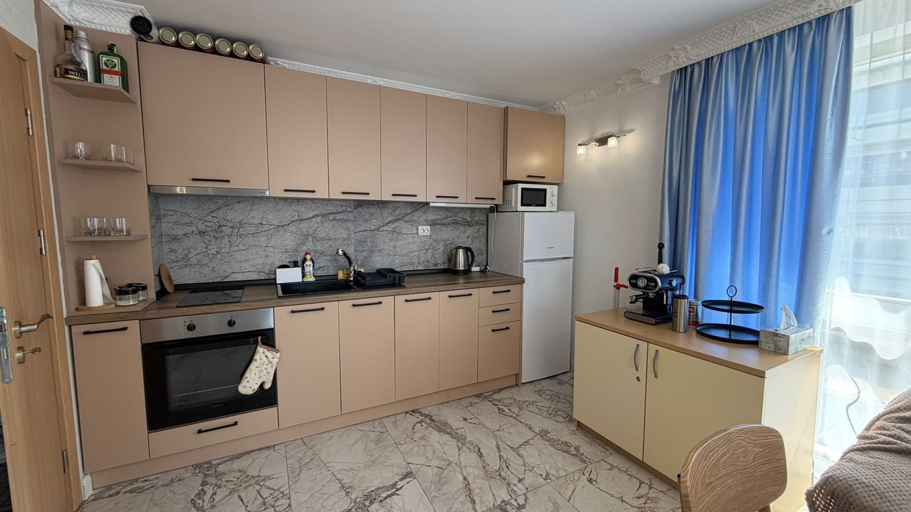 Spacious one-bedroom apartment 300 m from the sea in Sunny Beach – comfort, security and excellent investment