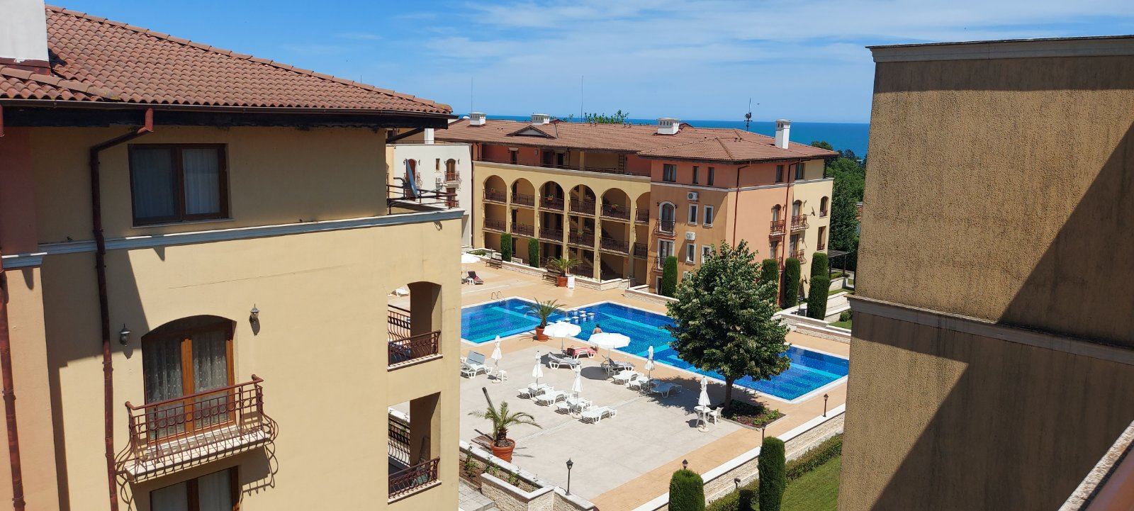 Spacious Studio in a Complex in Obzor, Surrounded by Greenery and a Short Walk from the Sea