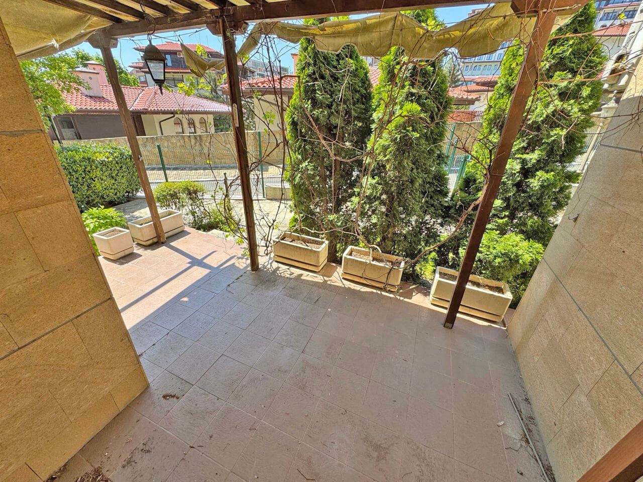 One-Bedroom Apartment on the First Line in a Premium Complex in Sveti Vlas