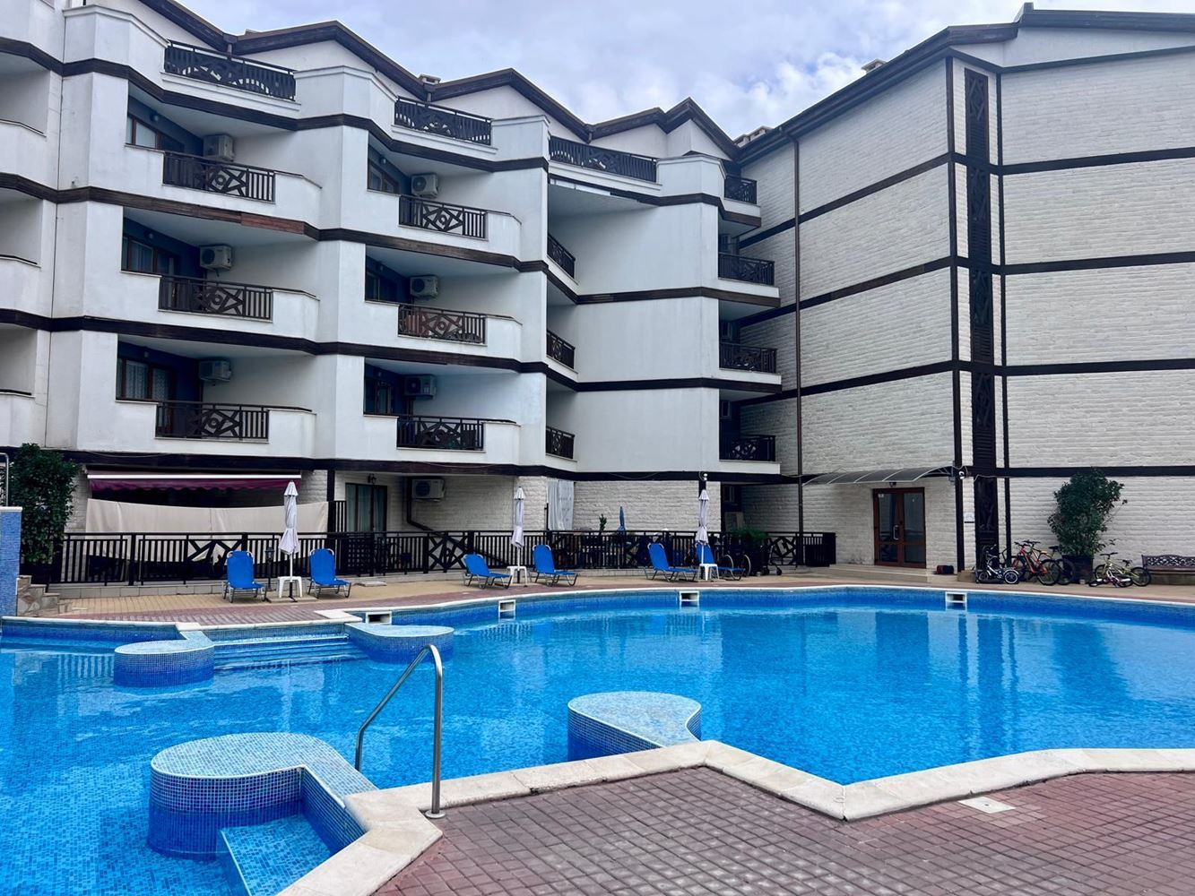 Studio with designer renovation in Sveti Vlas – only 200 m from the sea