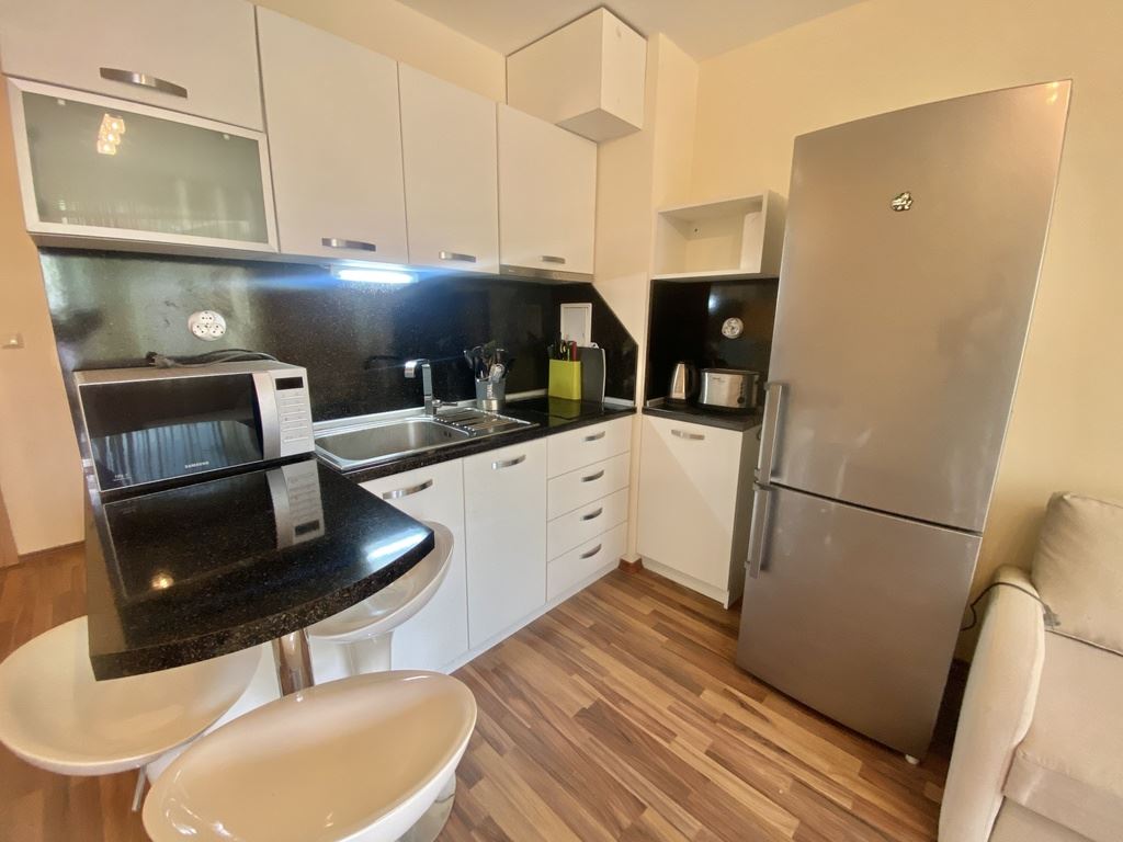 Excellent studio with pool view in Sunny Beach – ready for living or investment