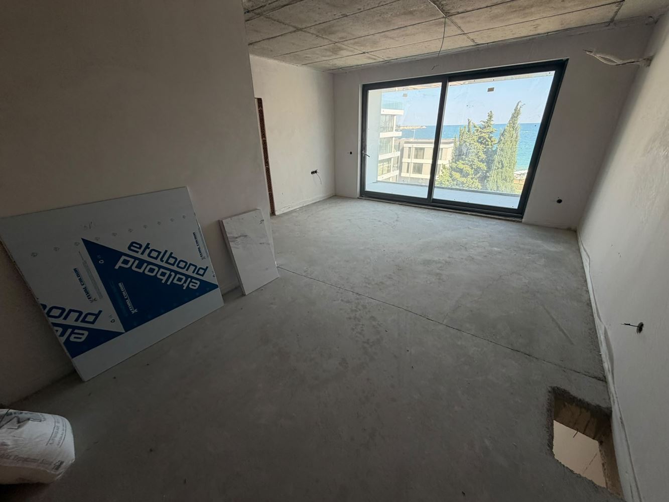 Spacious One-Bedroom Apartment with Direct Panoramic Sea View in Ravda – Premium Comfort and Breathtaking Views from Every Room