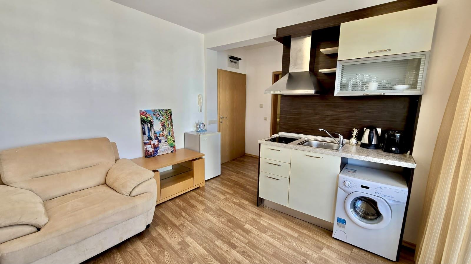 Attractive one-bedroom apartment with pool view in Aheloy