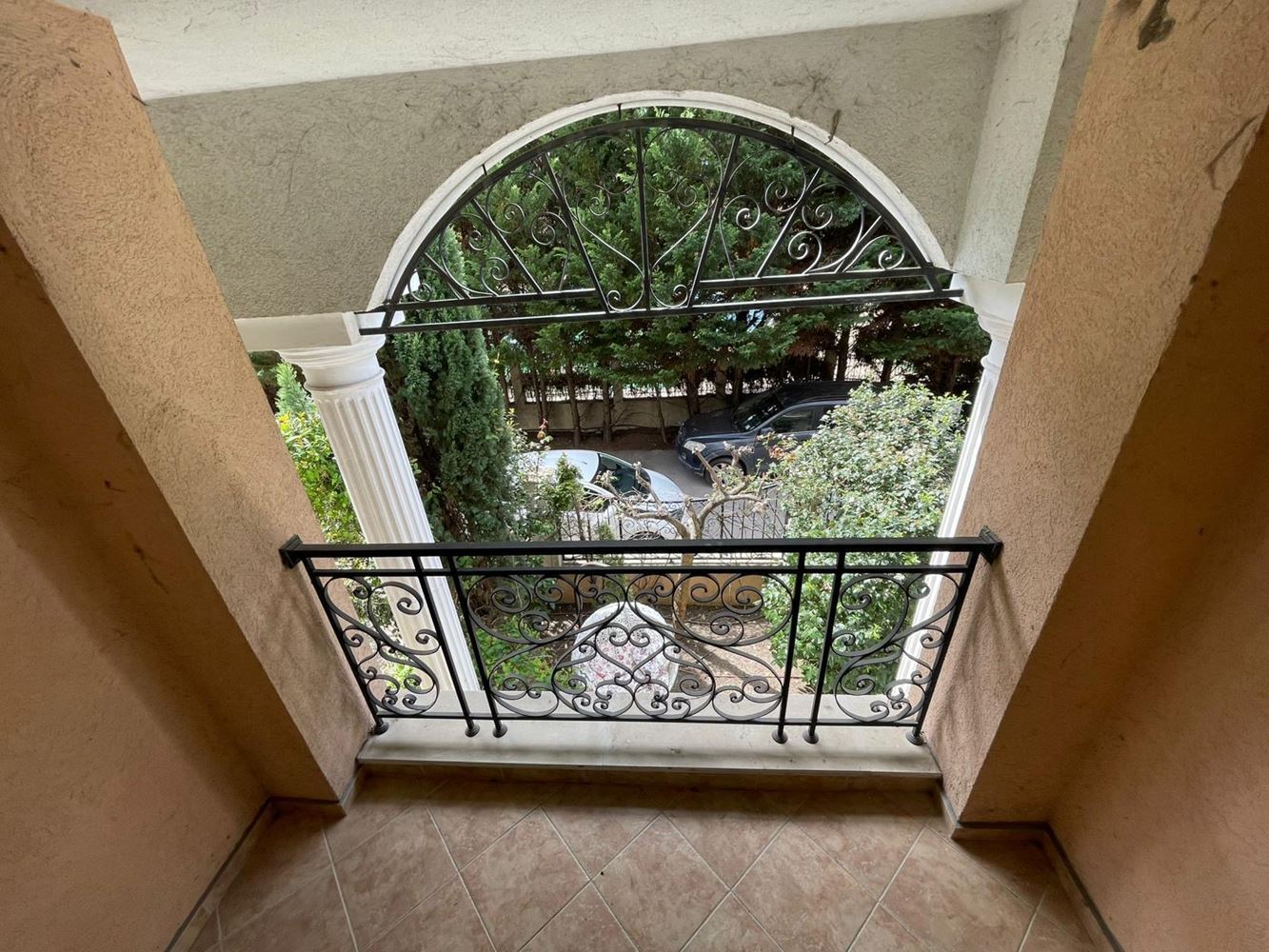 Luxury Maisonette with Garden in an Elite Complex – Comfort and Relaxation Near the Sea