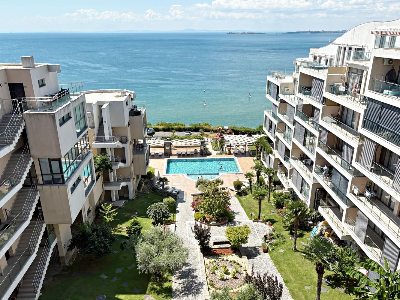 Luxury One-Bedroom Apartment with Panoramic Sea View on the First Line in Sveti Vlas