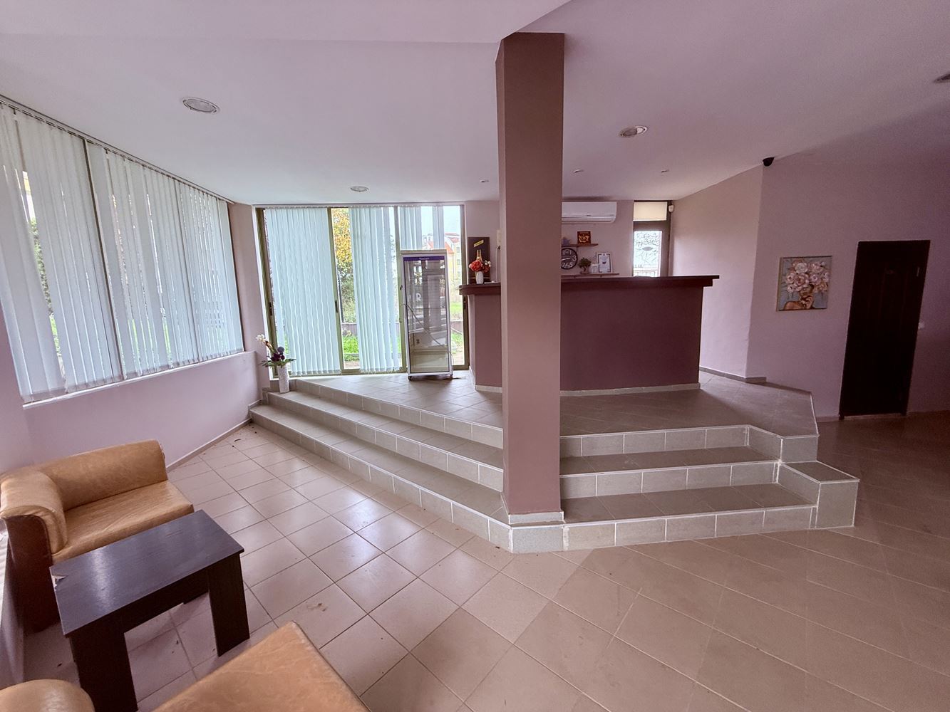 Spacious one-bedroom apartment in a quiet and attractive location in Ravda