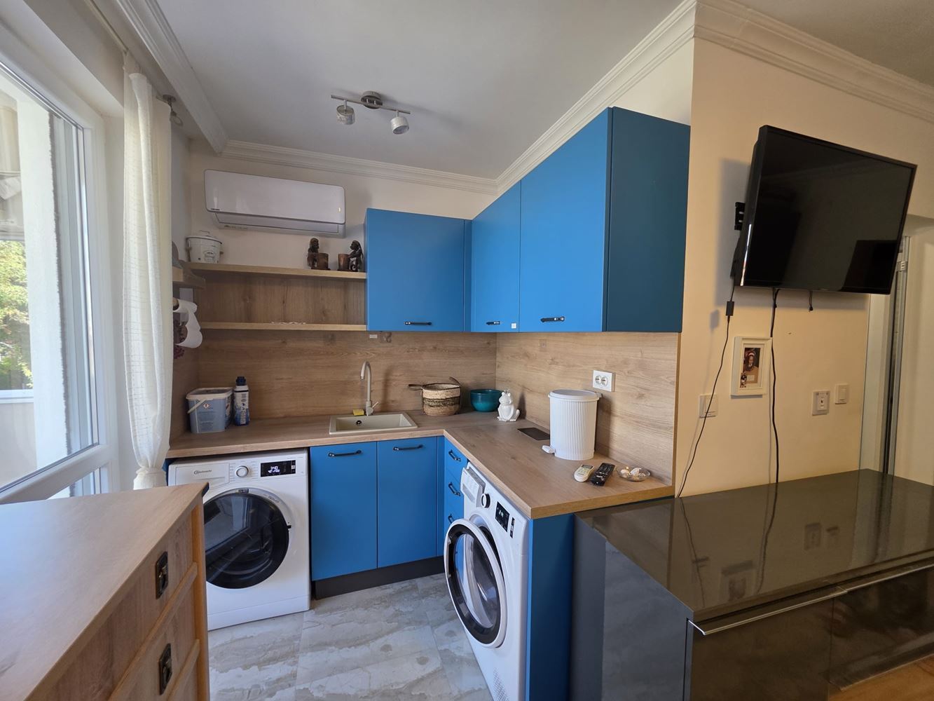 Luxury Three-room Apartment in a Well-Maintained Complex in Sunny Beach