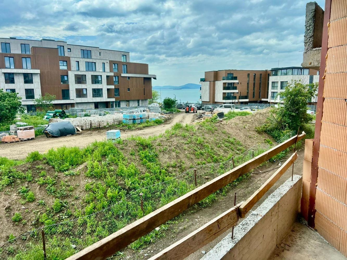100 Metres from the Sea in Sarafovo – New Studio in a Complex with Spacious Green Areas