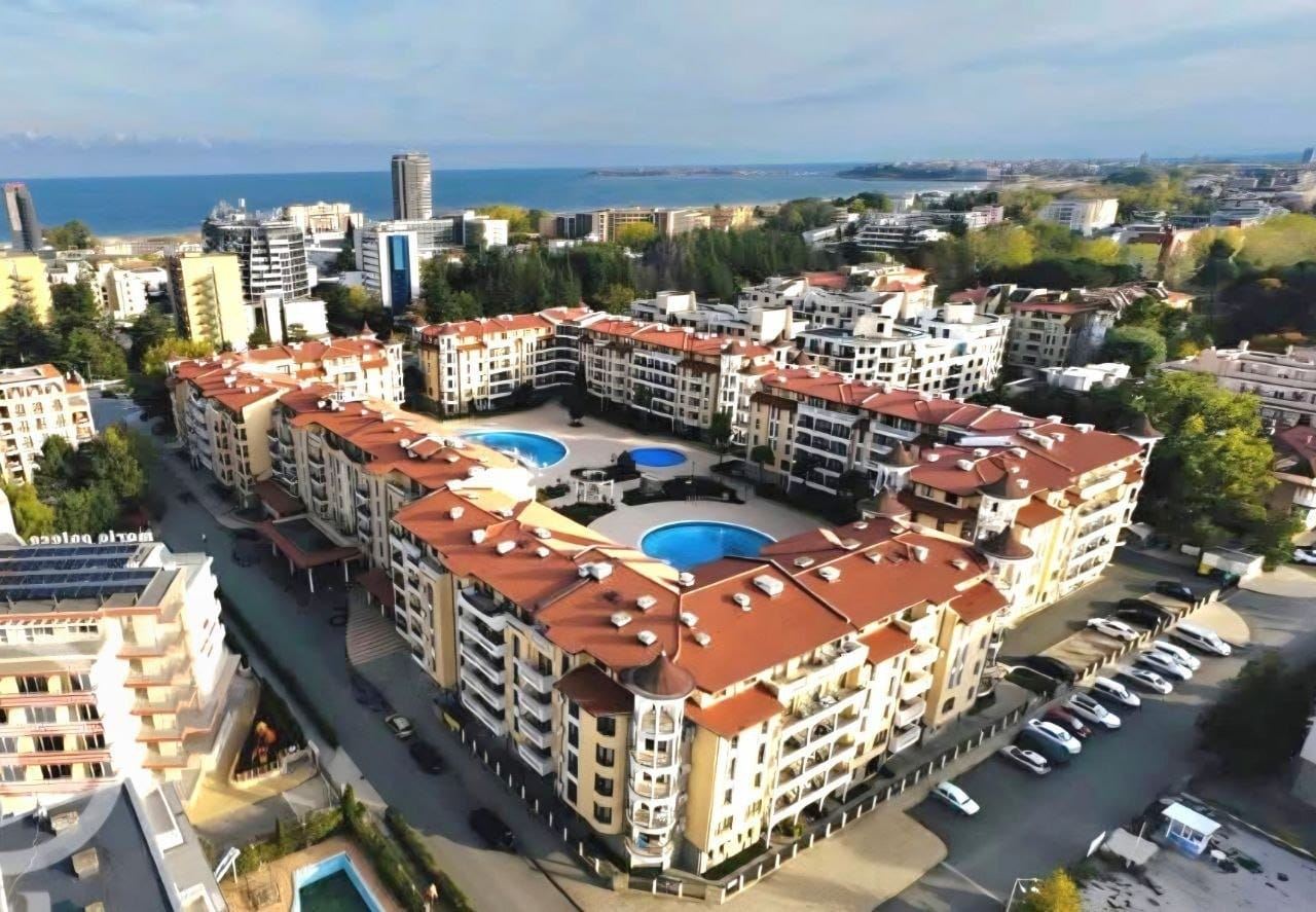 Seaside Comfort and Resort Atmosphere – Studio with Excellent Amenities in Sunny Beach