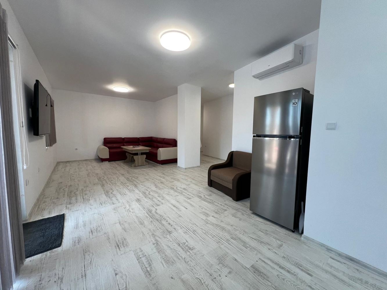 Spacious two-bedroom apartment with large terrace and parking space in Sozopol – near Harmani Beach