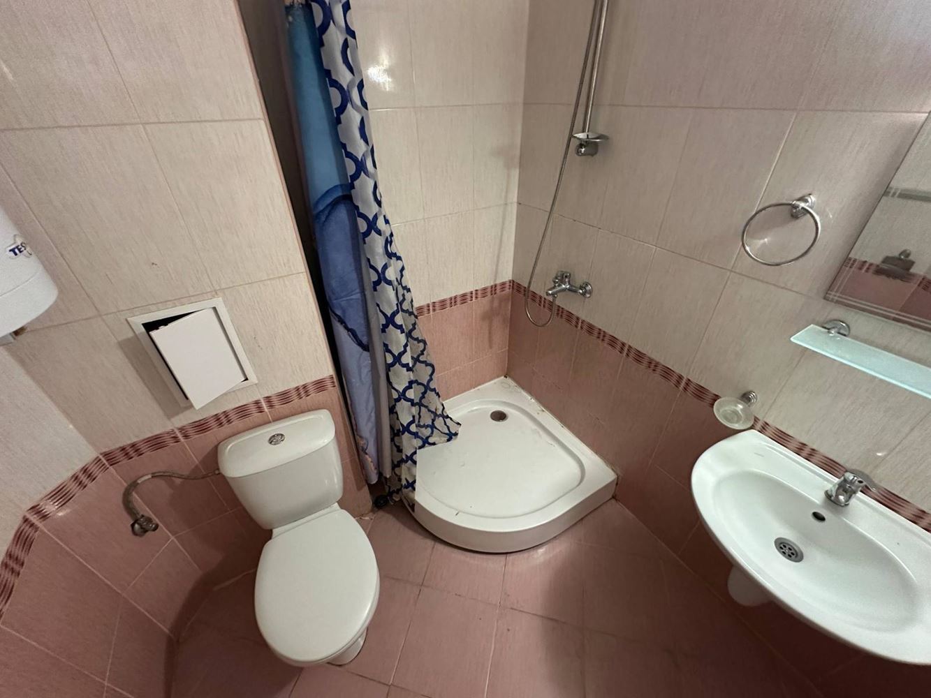 Spacious One-Bedroom Apartment in a Quiet and Green Complex with Swimming Pool in Sunny Beach