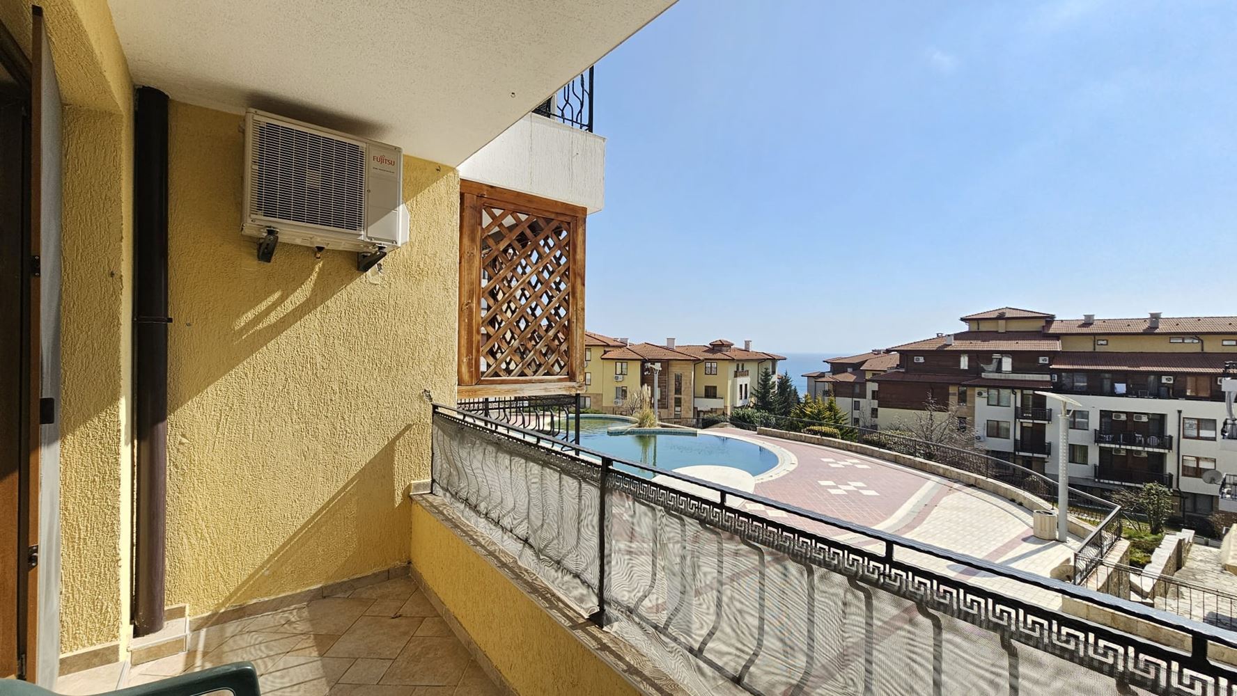 Spacious Two-Bedroom Apartment on the First Sea Line with Private Beach in Sveti Vlas