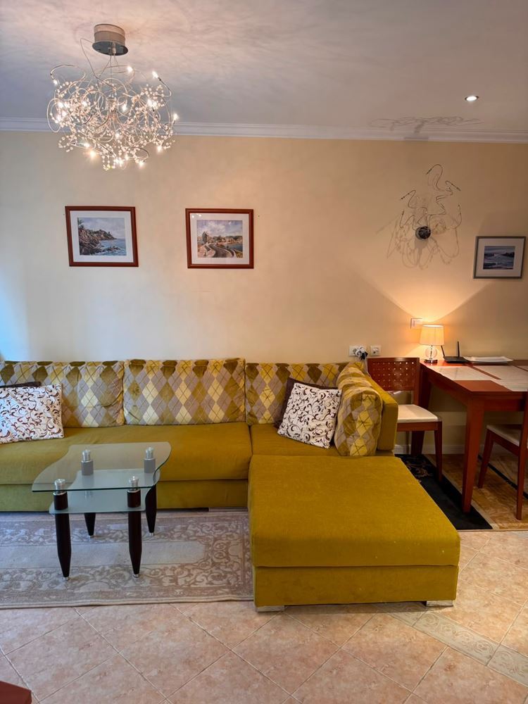 Three-room apartment with sea view surrounded by pine trees – luxury and tranquillity on the first line in Sozopol