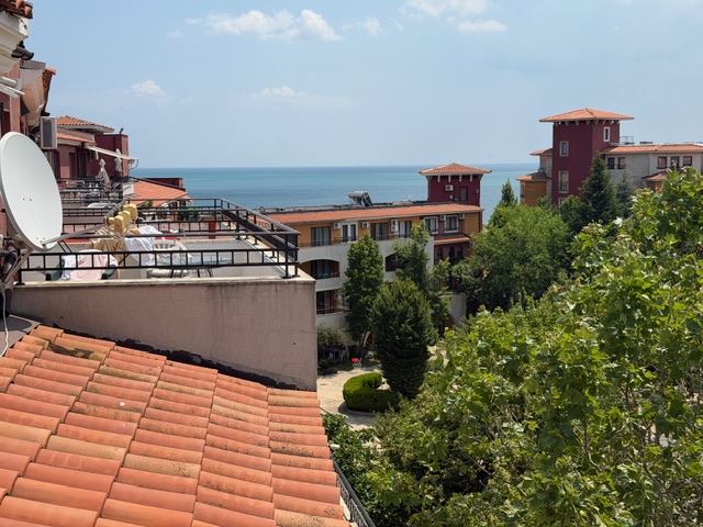 Studio with Sea Panorama on the First Line – Your Holiday Home in Aheloy