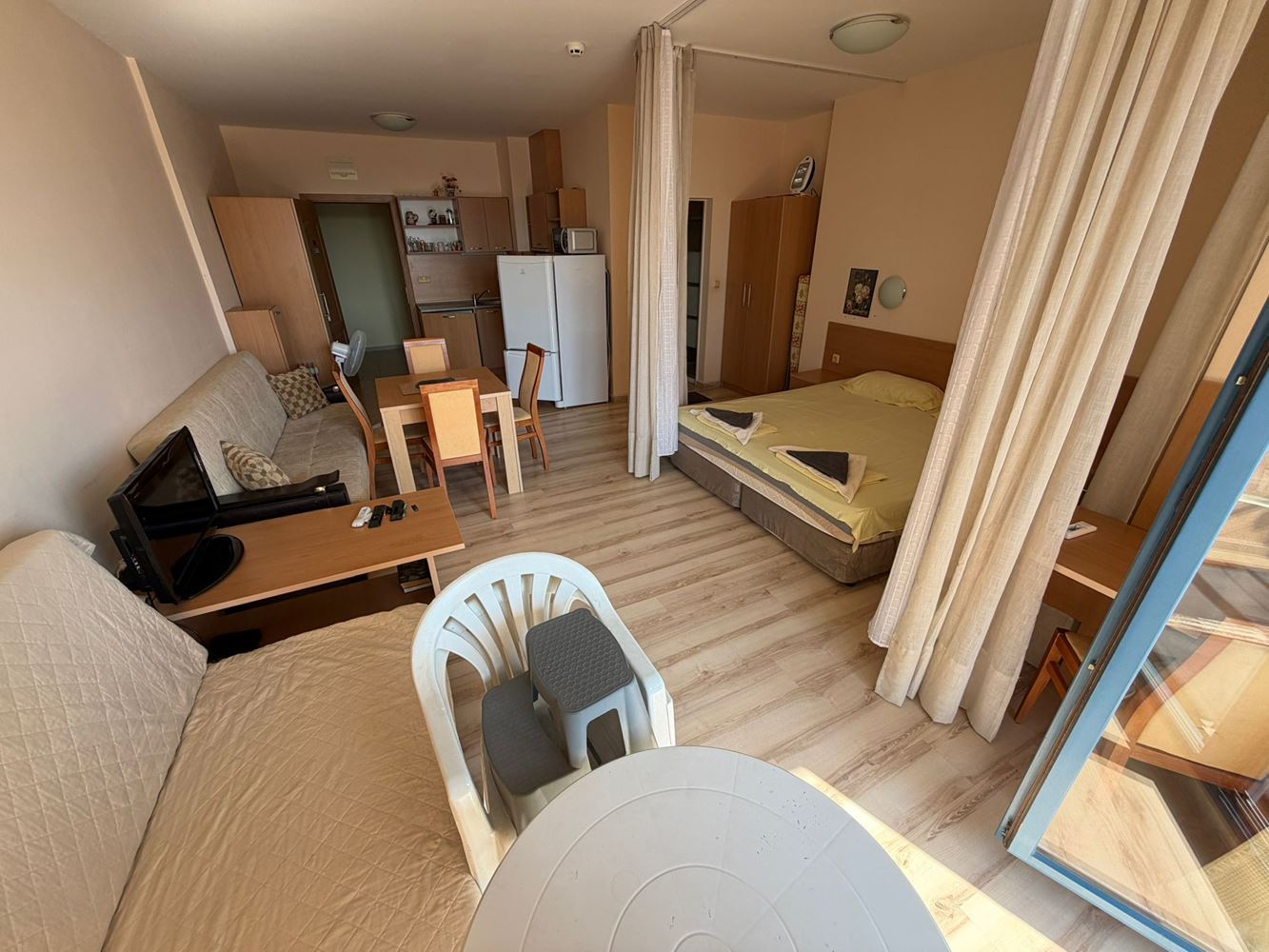 Investment with Potential: Spacious Studio with Year-Round Use in Sunny Beach
