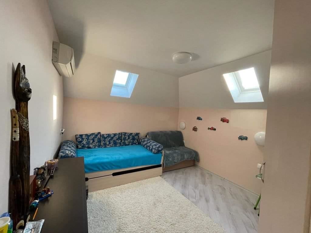 Panoramic two-bedroom apartment with sea view in Ravda – light, space and low maintenance fee