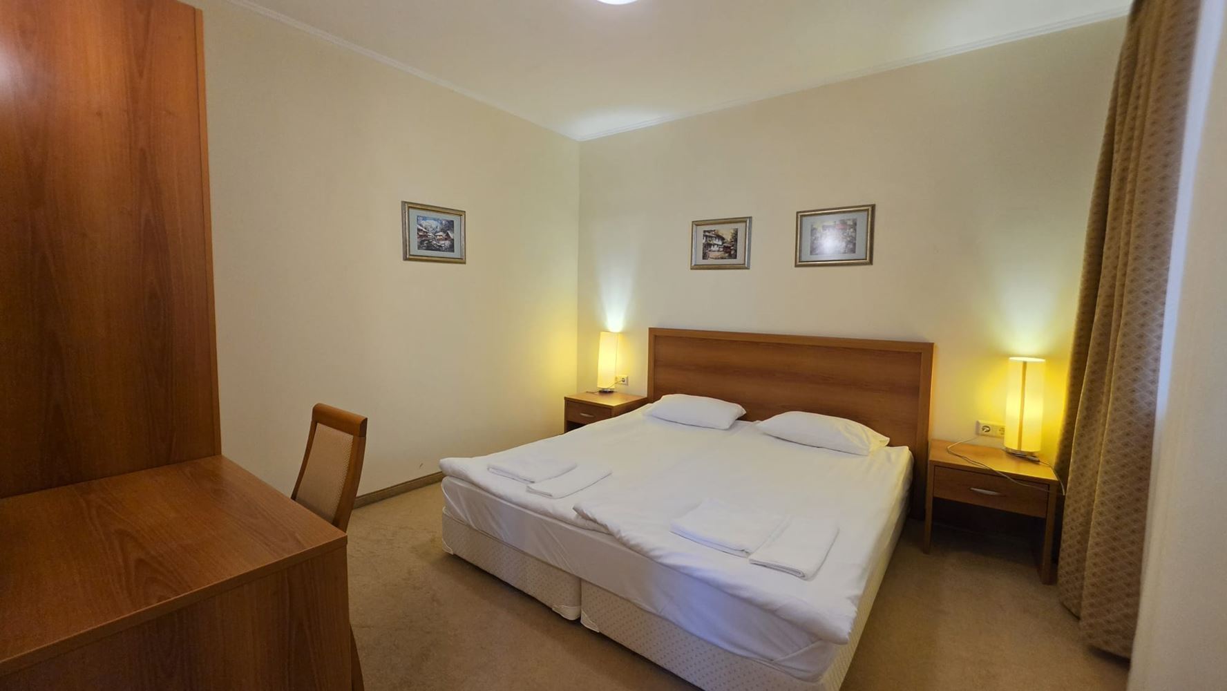 Spacious One-Bedroom Apartment on the First Line by the Sea in Pomorie