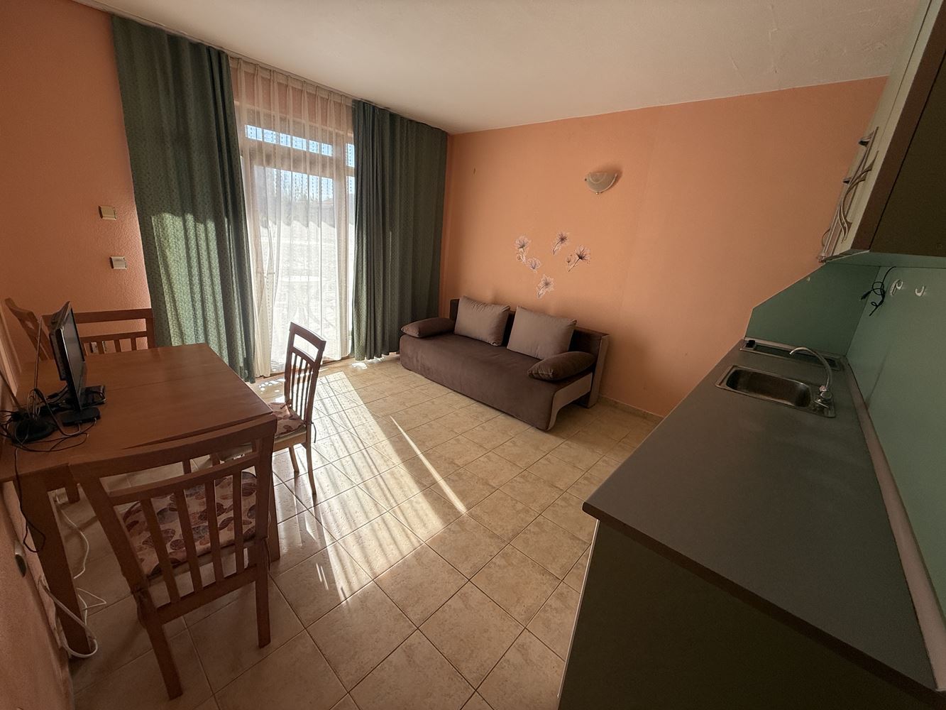 One-bedroom apartment in Sveti Vlas – just steps from the sea with installment payment option